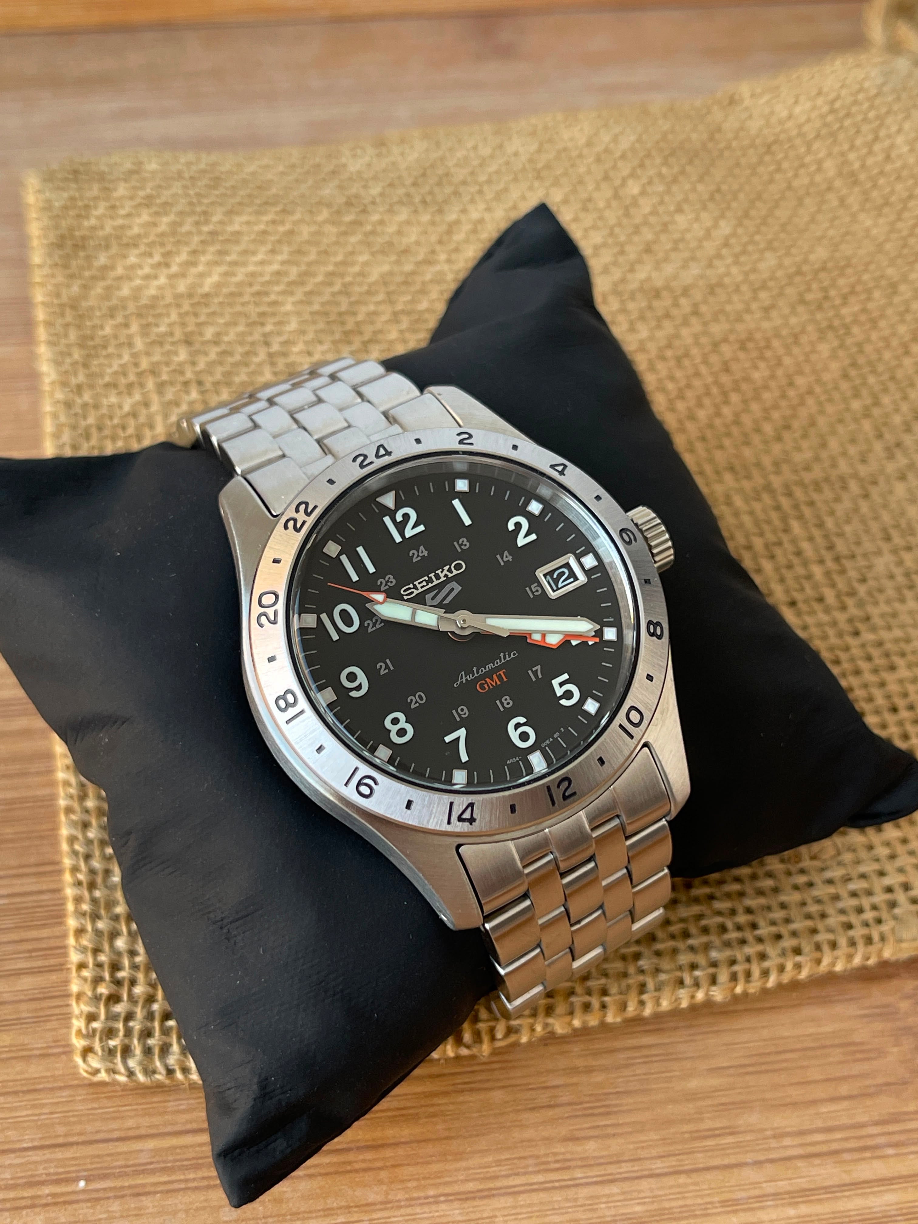 Seiko 5 Field Gmt Automatic - Full Set - impecabil Ref.SSK023K1