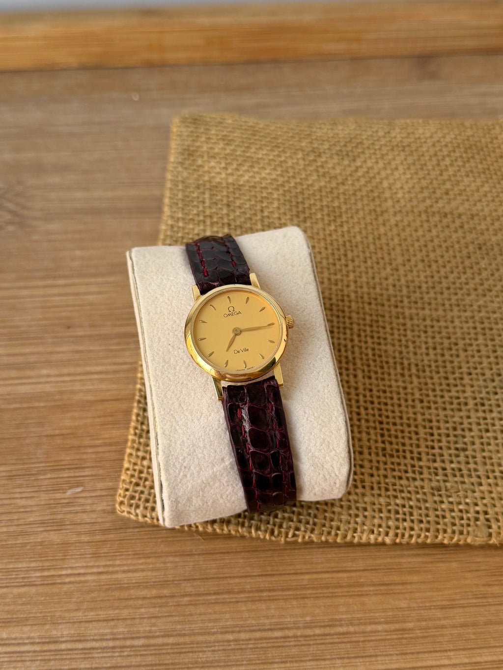 Omega De Ville Aur 18K - 2 curele realizate pe comandǎ