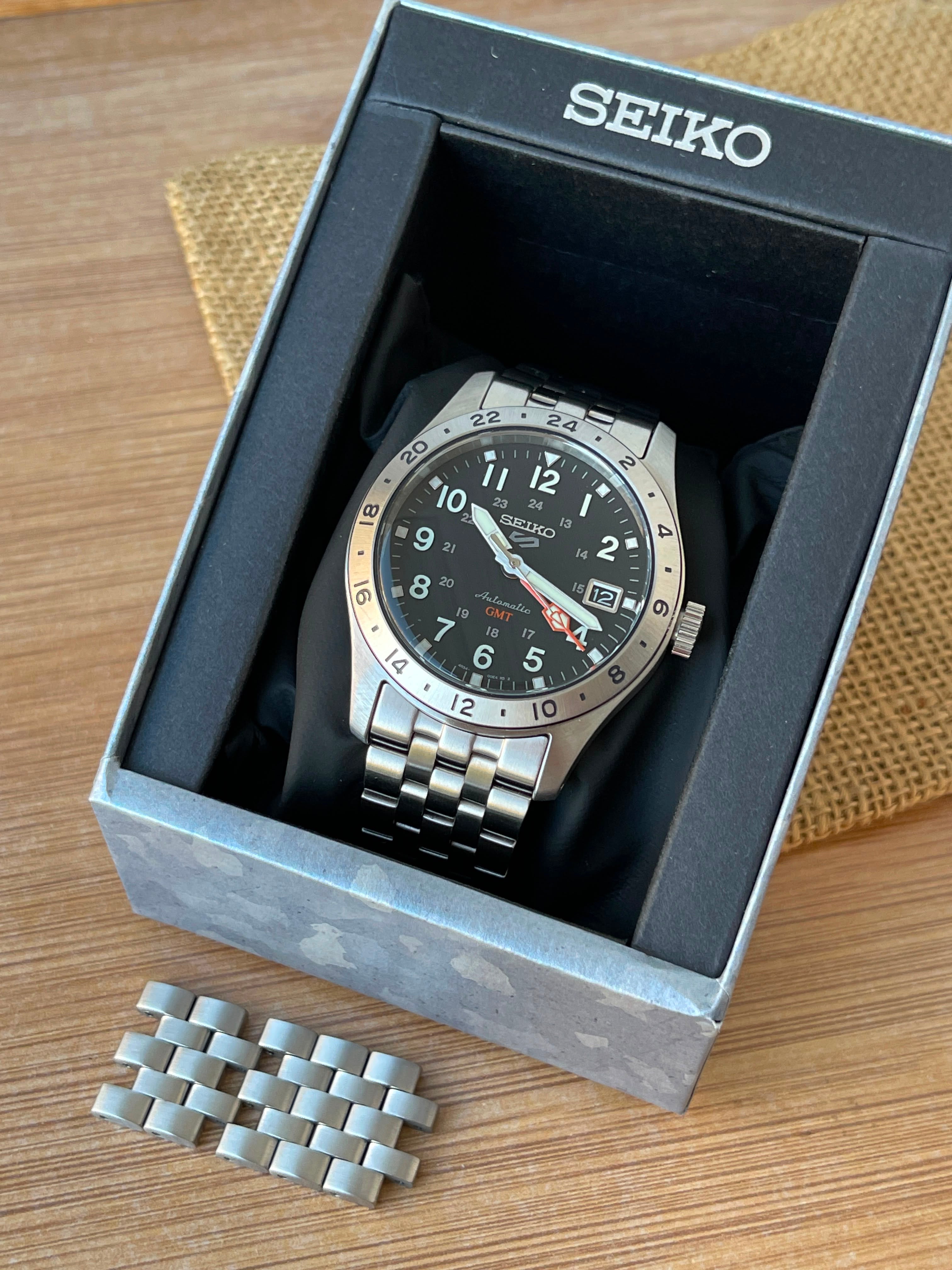 Seiko 5 Field Gmt Automatic - Full Set - impecabil Ref.SSK023K1