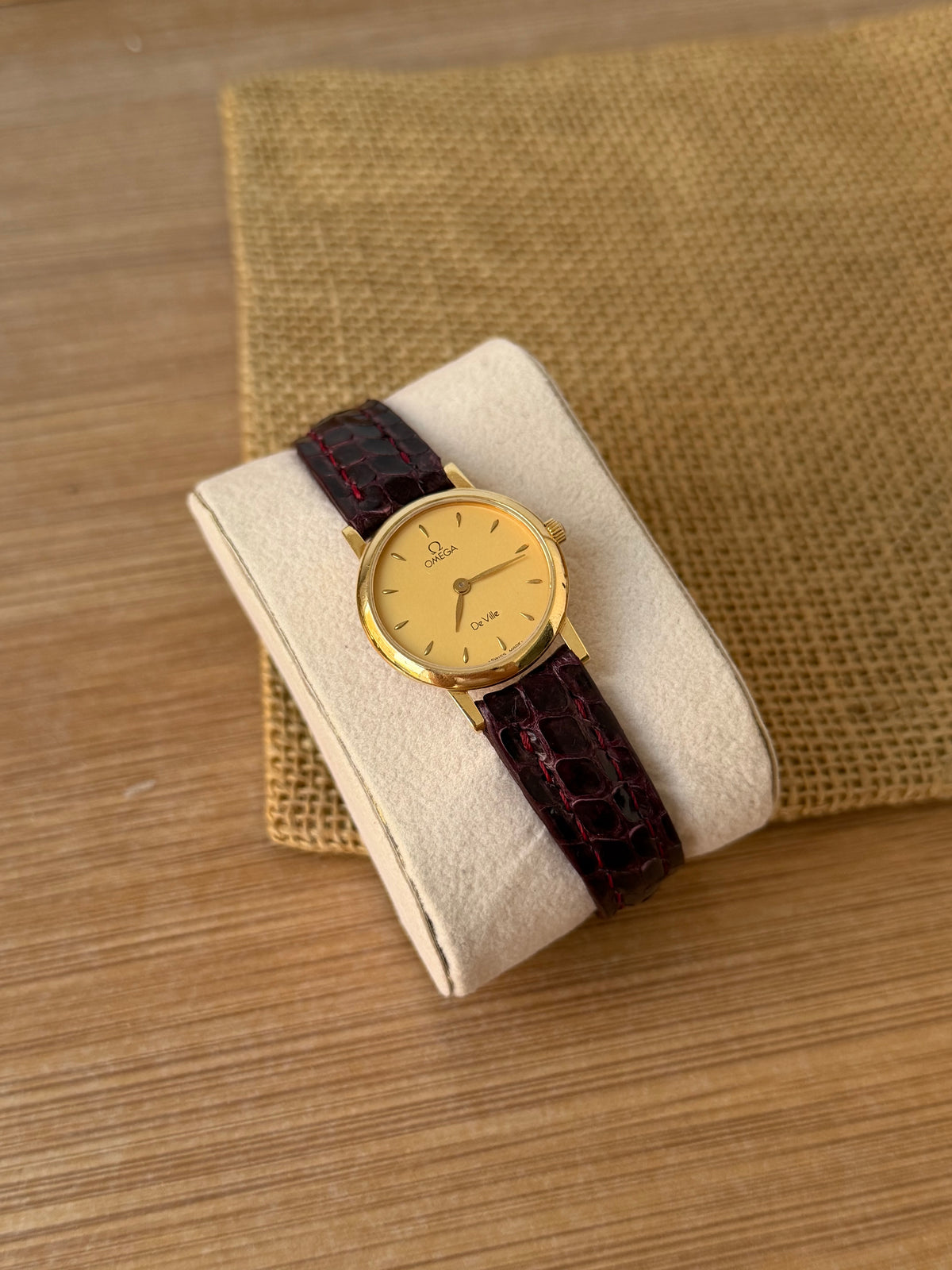 Omega De Ville Aur 18K - 2 curele realizate pe comandǎ