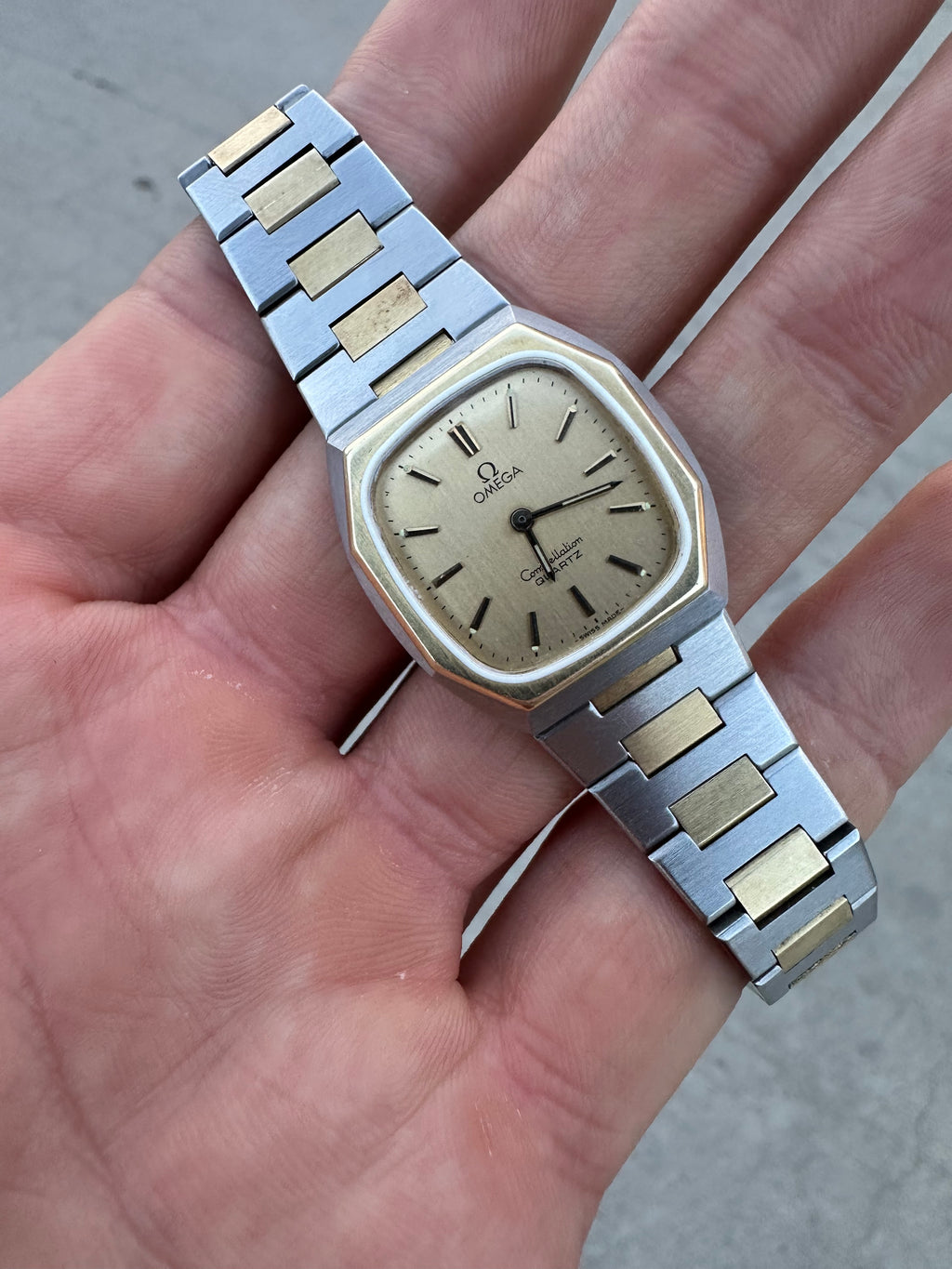 Omega Constellation Aur 18K si Otel Ref. 198.0123 - 33mm