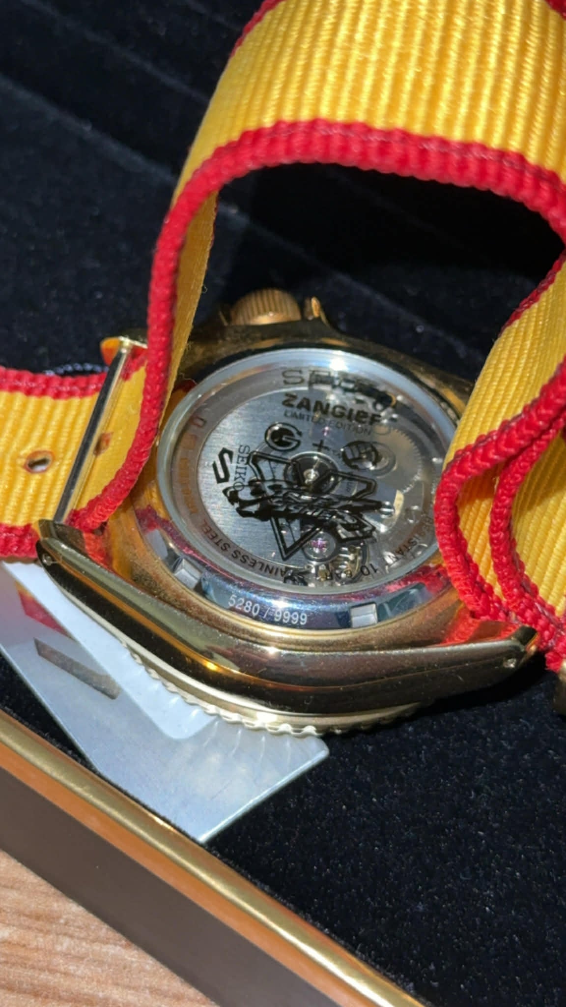 Seiko 5 Ediție limitatǎ - Full set - acte, cutie - Sports Style Limited Edition
SRPF24K1