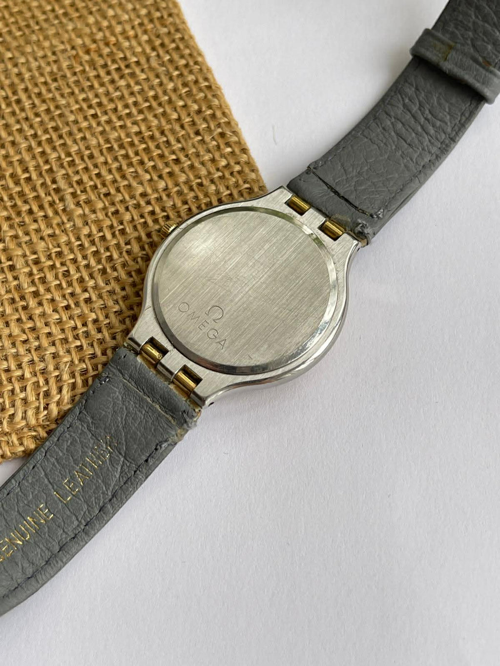 Omega De Ville Symbol - bezel aur 18K