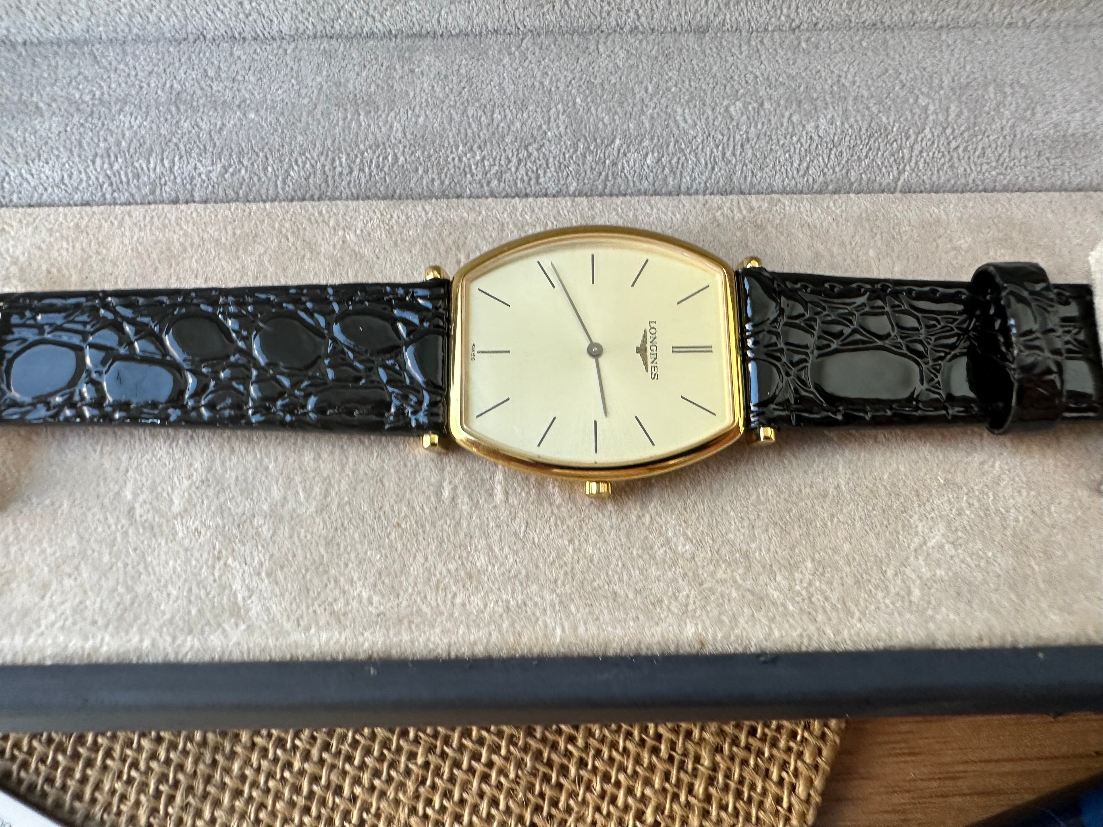 Longines La Grande Classique Tonneau Lady L4.705.2.32.2