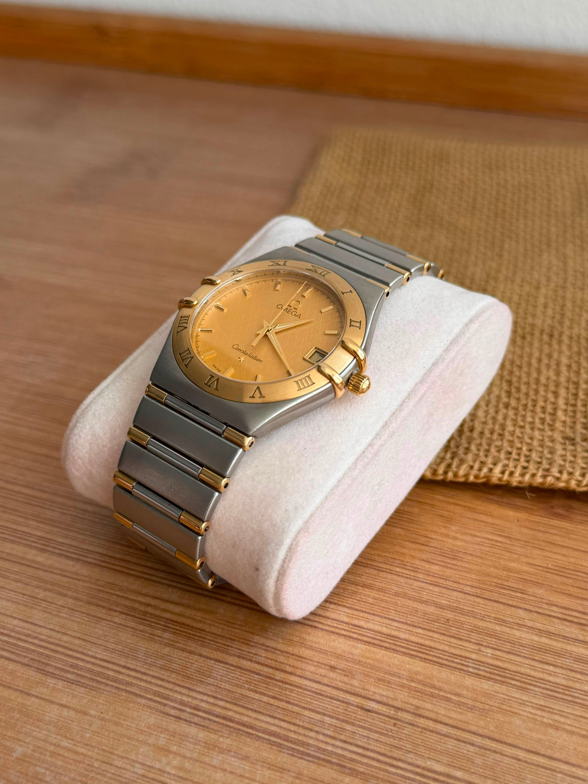 Omega Constellation Manhattan  Aur Otel - 33.5mm diametrul Full set - Conditie excelenta - Ref. 396.1201