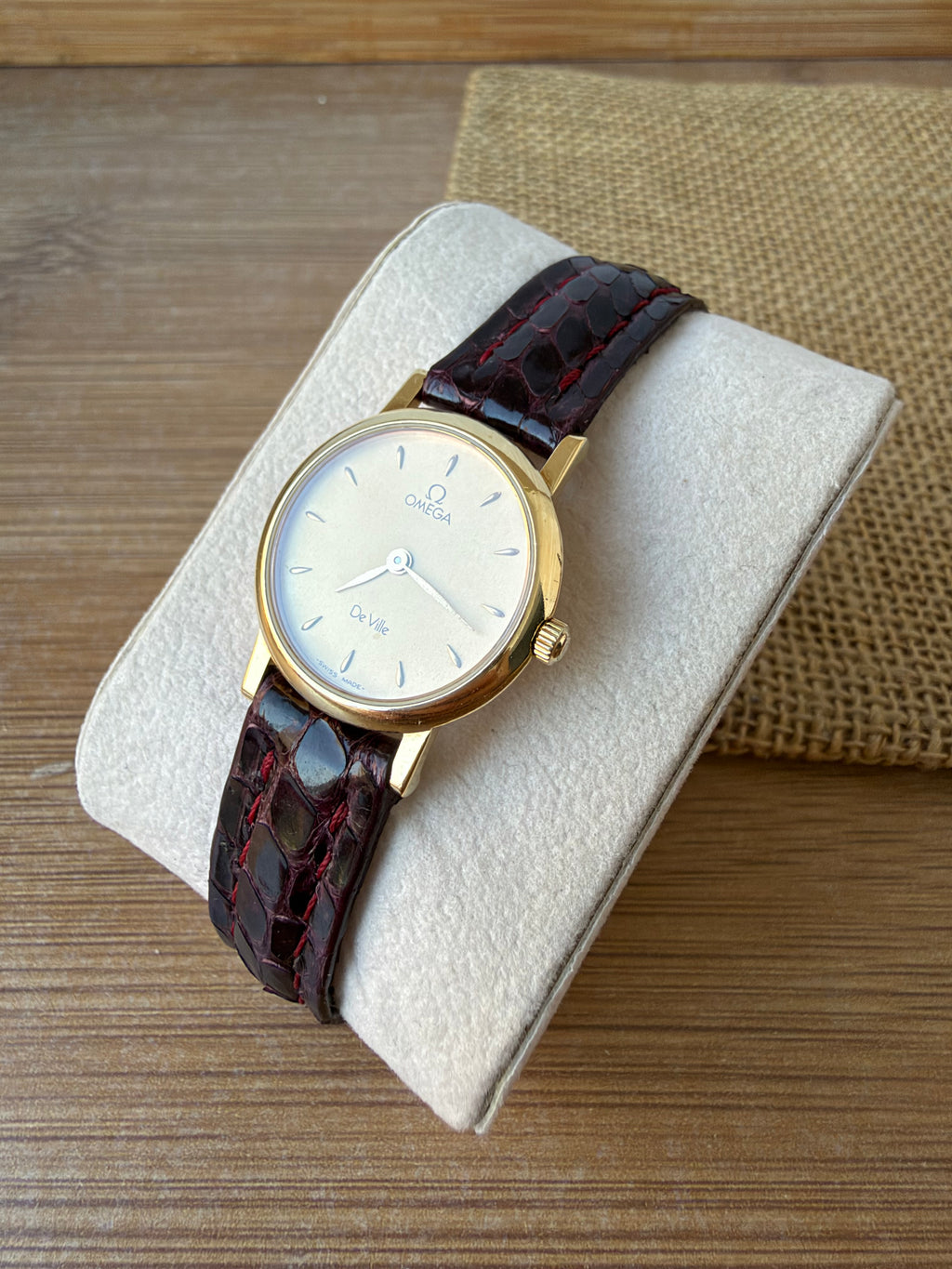Omega De Ville Aur 18K - 2 curele realizate pe comandǎ