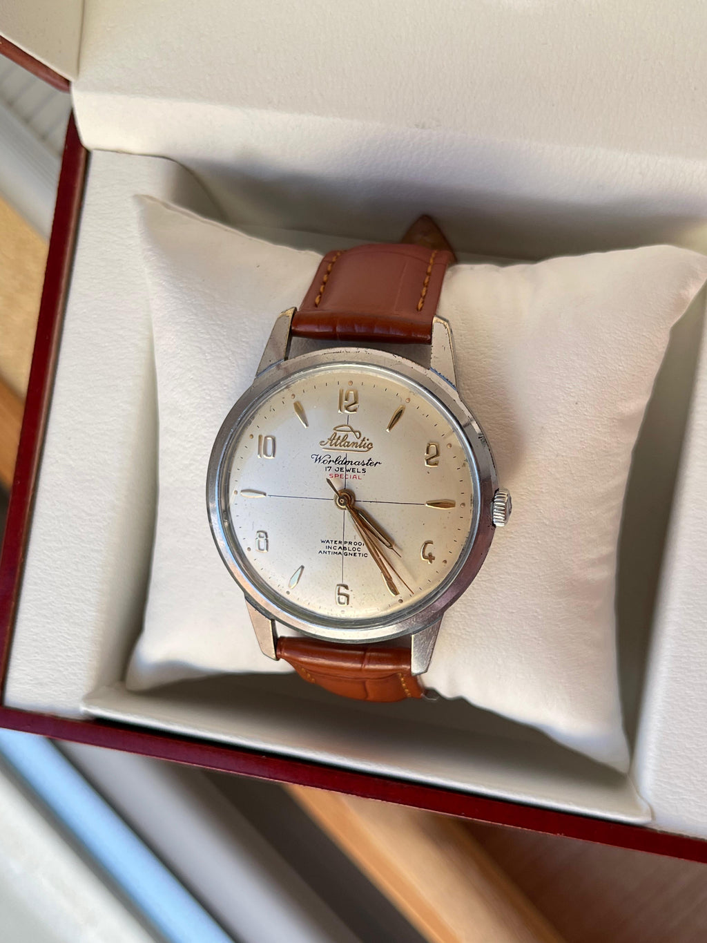 Atlantic Worldmaster 38mm - Mecanic - Mecanism Eta