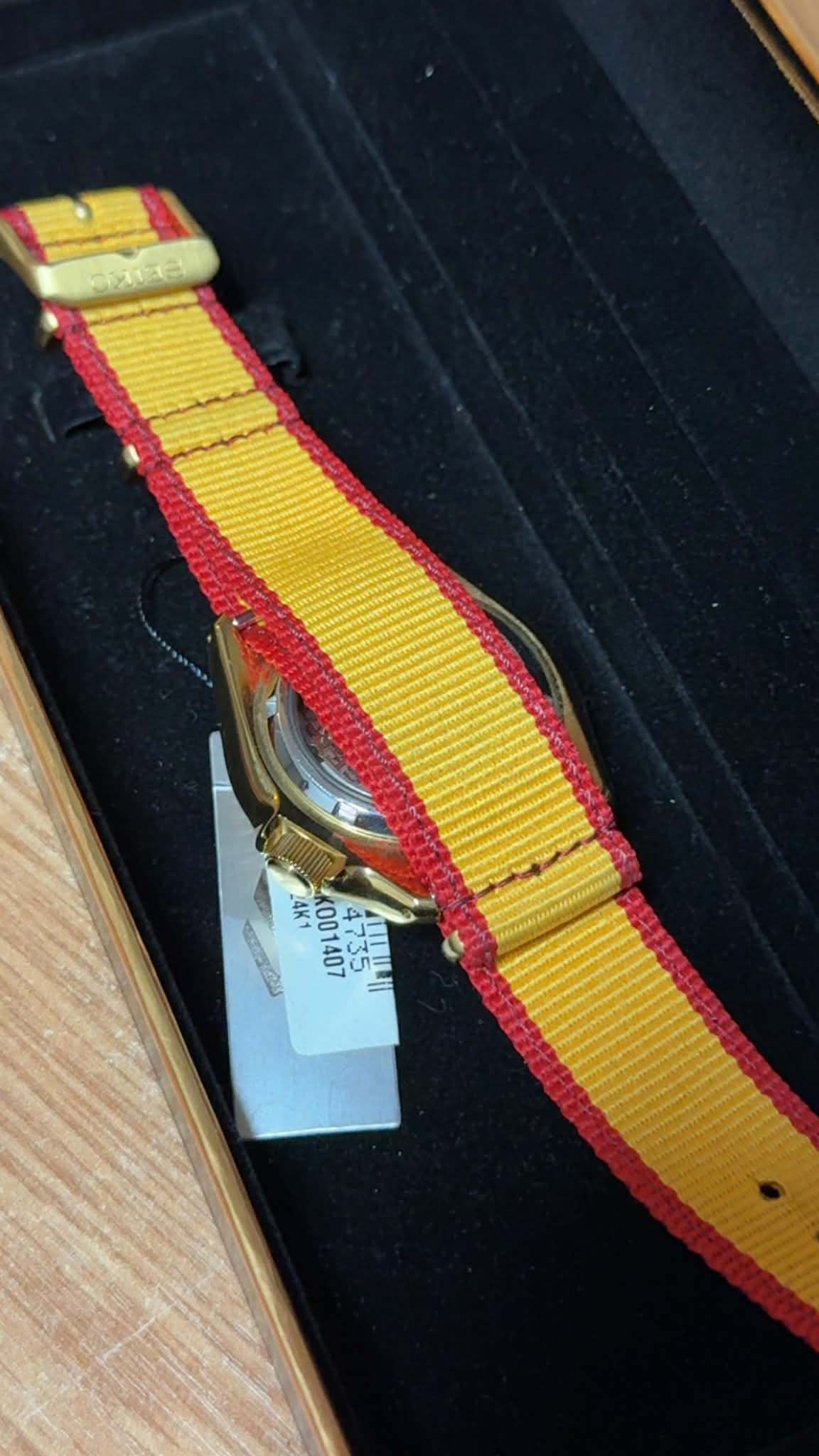 Seiko 5 Ediție limitatǎ - Full set - acte, cutie - Sports Style Limited Edition
SRPF24K1