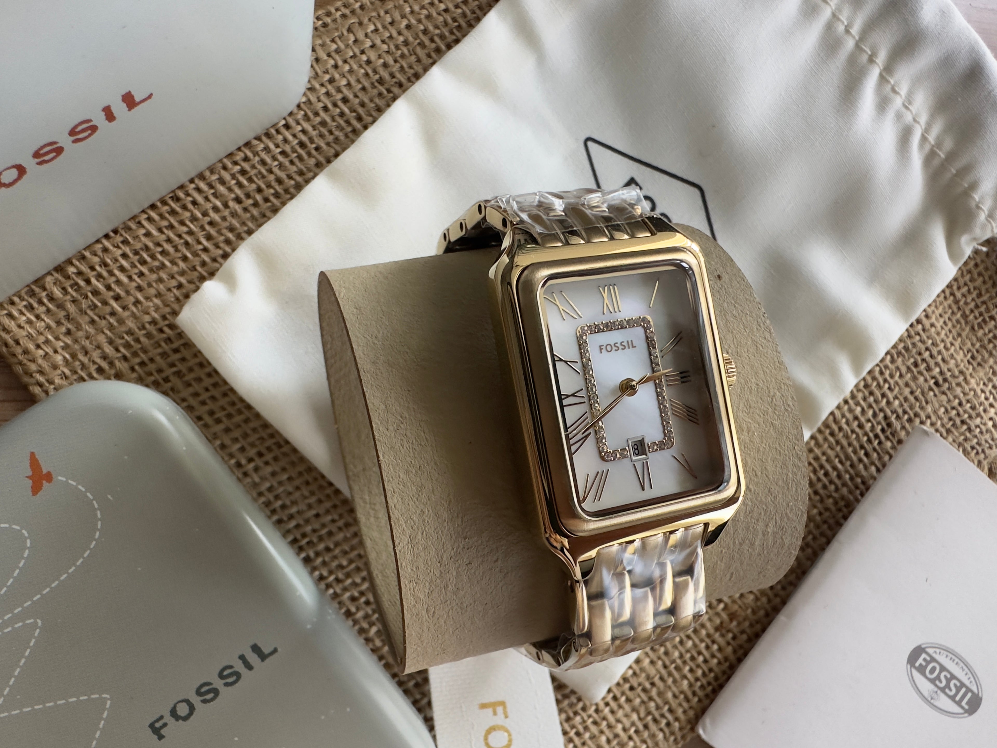 Ceas Fossil Raquel Gold 26mm - Mother of Pearl - ES5304