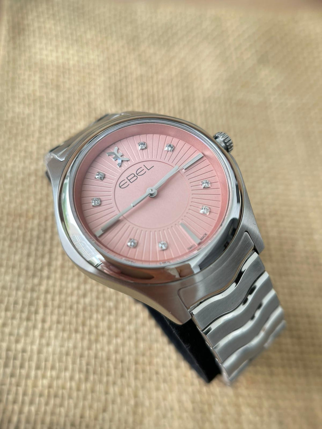 Superb Ebel Lady Wave 35mm cu diamante - ref. 1216303