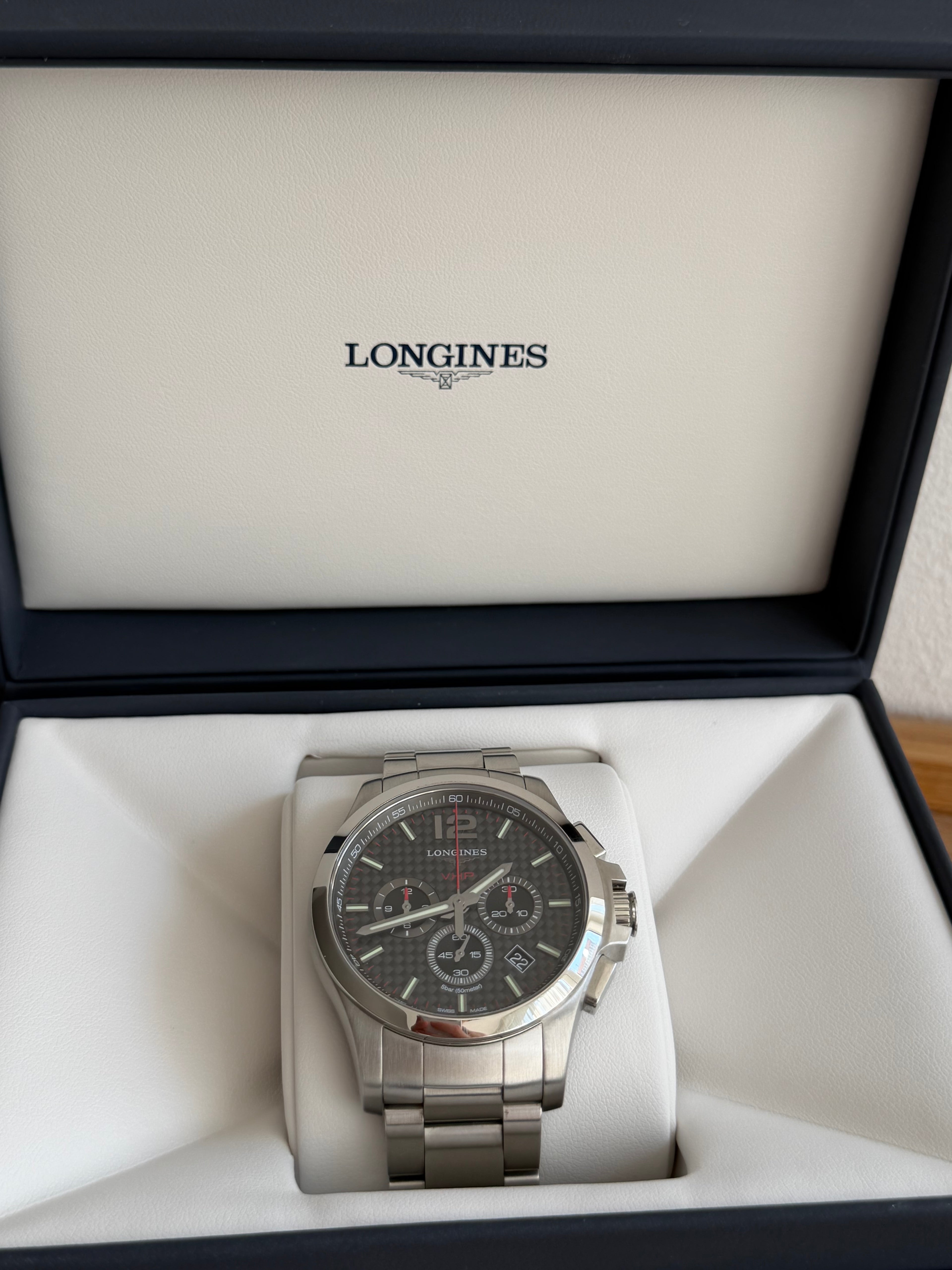 Longines Conquest - 44mm - Chronograph VHP - Very High Precision L3.727.4.66.6