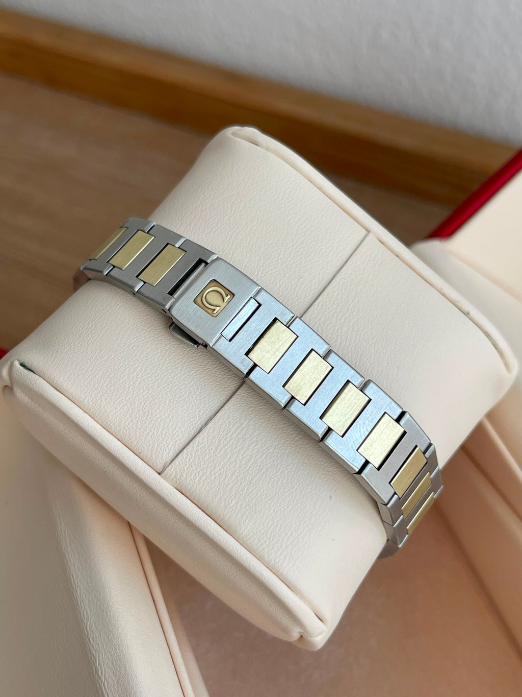 Omega Constellation Aur 18K si Otel Ref. 198.0123 - 33mm