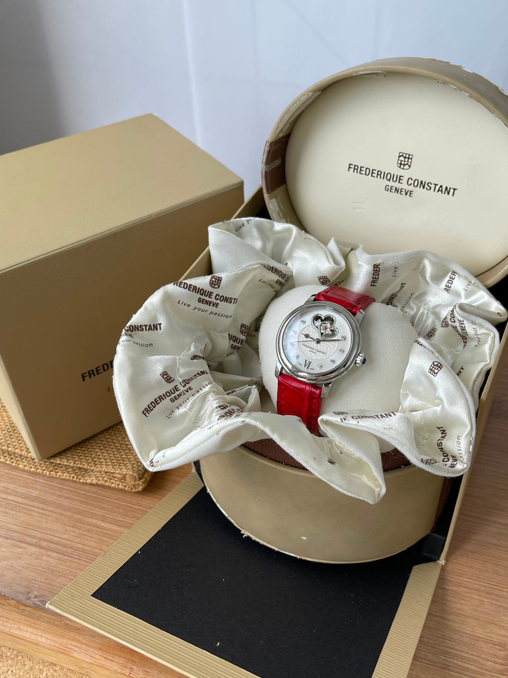 Superb Ceas Frederique Constant - Lady - Automatic - Open Heart cu diamante 💎Ref. FC-310DHB2P6