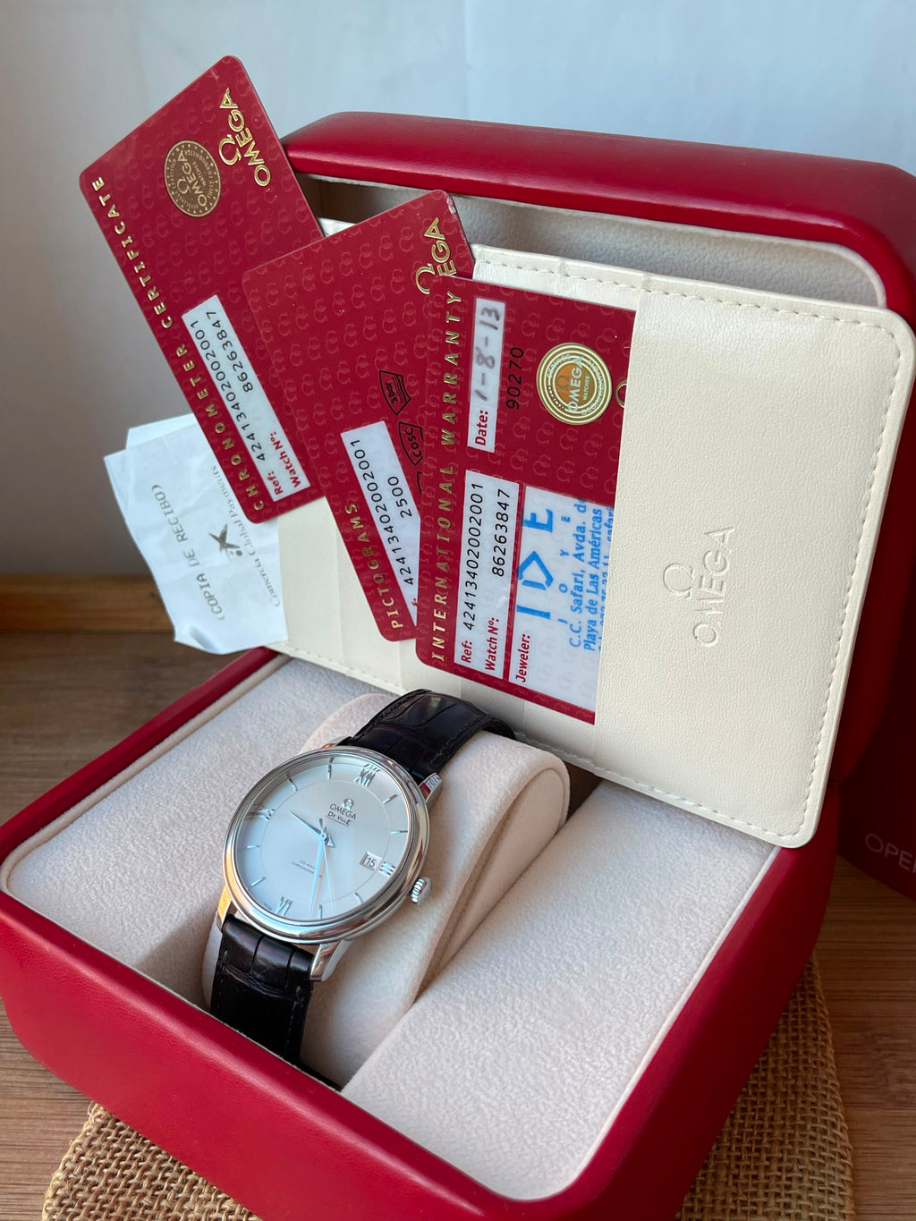 Omega De Ville Prestige Automatic 39.5mm Co-Axial Ref. 424.13.40.20.02.001