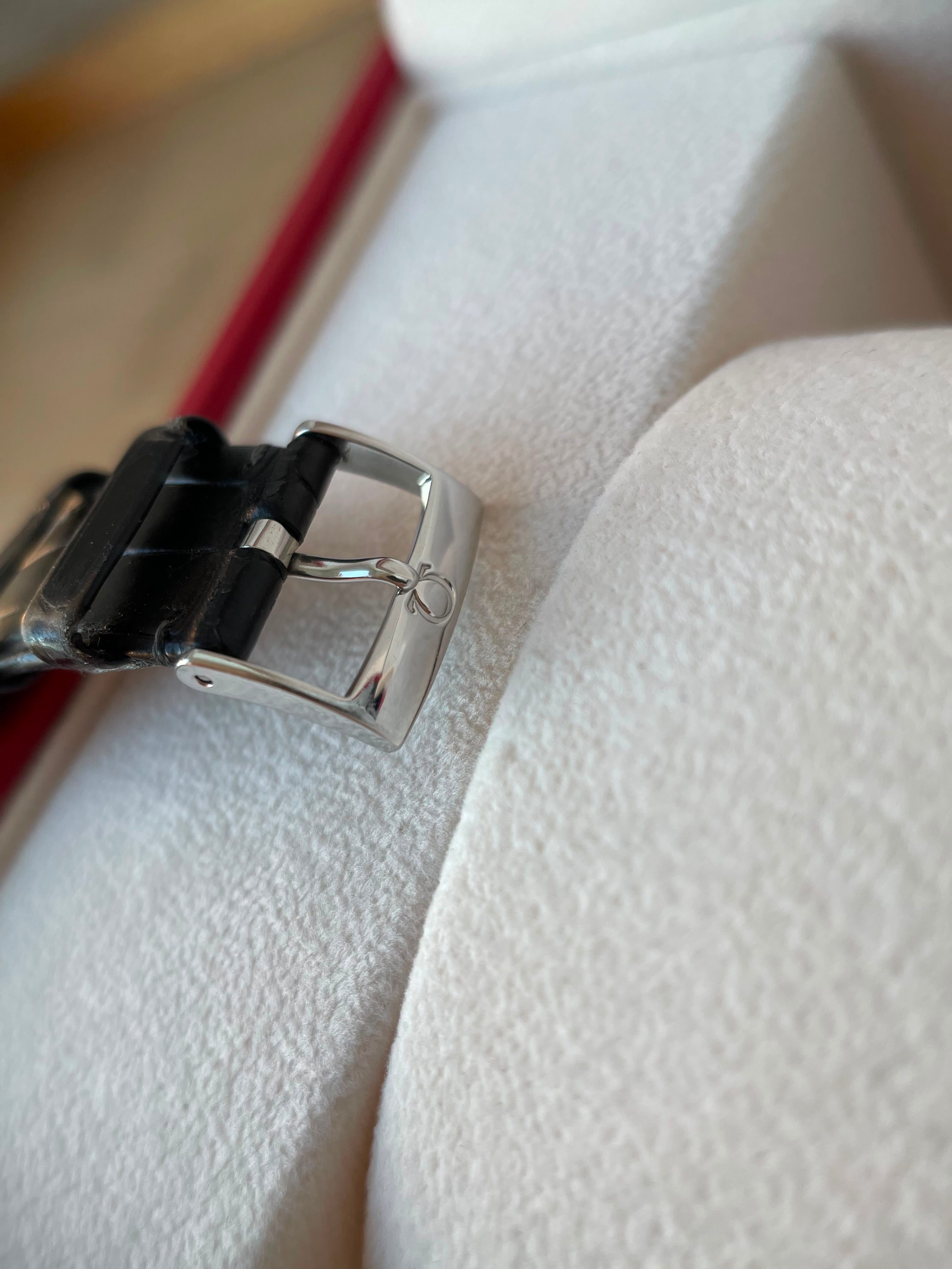 Omega De Ville Prestige Automatic 39.5mm Co-Axial Ref. 424.13.40.20.02.001