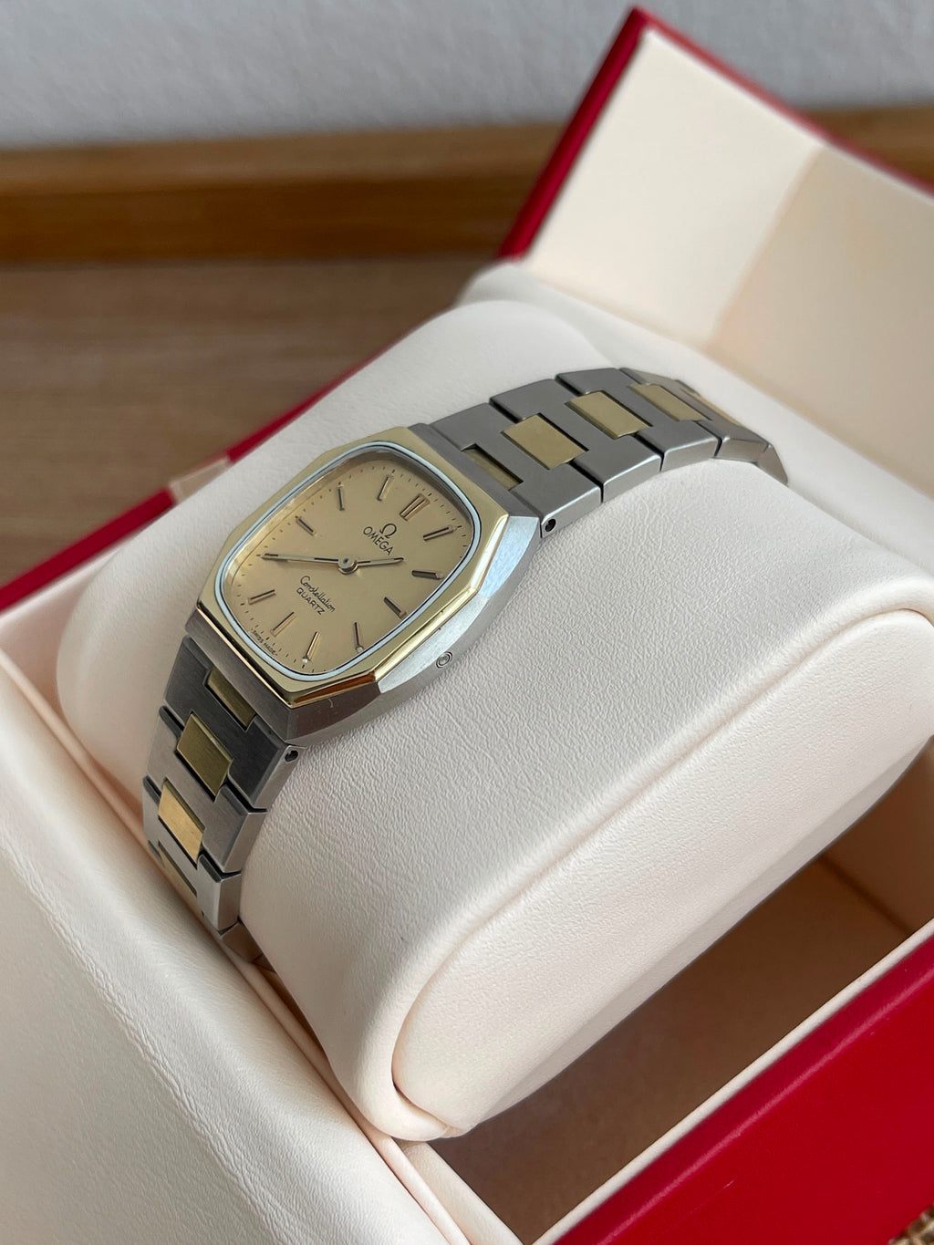 Omega Constellation Aur 18K si Otel Ref. 198.0123 - 33mm