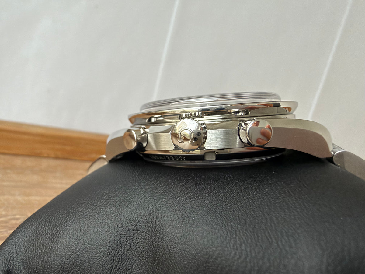 Omega Speedmaster Professional - 44.25mm - Ref. 304.30.44.52.01.001