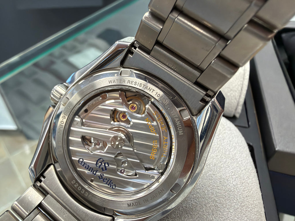 Grand Seiko Evolution 9 - Ref. SBGE285G - Spring Drive 9R66