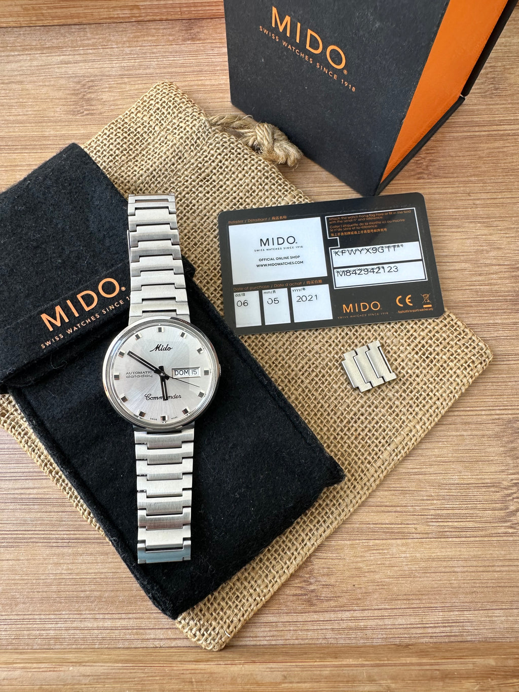 Ceas Mido Commander Automatic Datoday 39mm- Full set - Impecabil -M8425.4.11.1