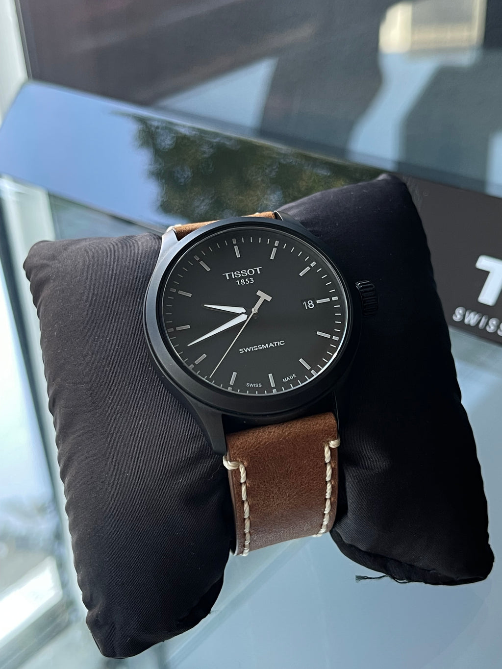 Ceas Tissot Gent XL Swissmatic - Ref. T116.407.36.051.01 - 43mm diametrul condiție excelentǎ