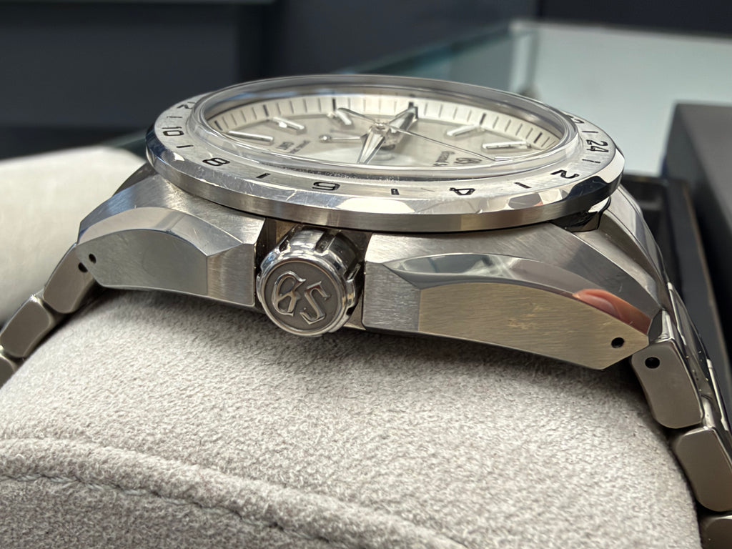 Grand Seiko Evolution 9 - Ref. SBGE285G - Spring Drive 9R66