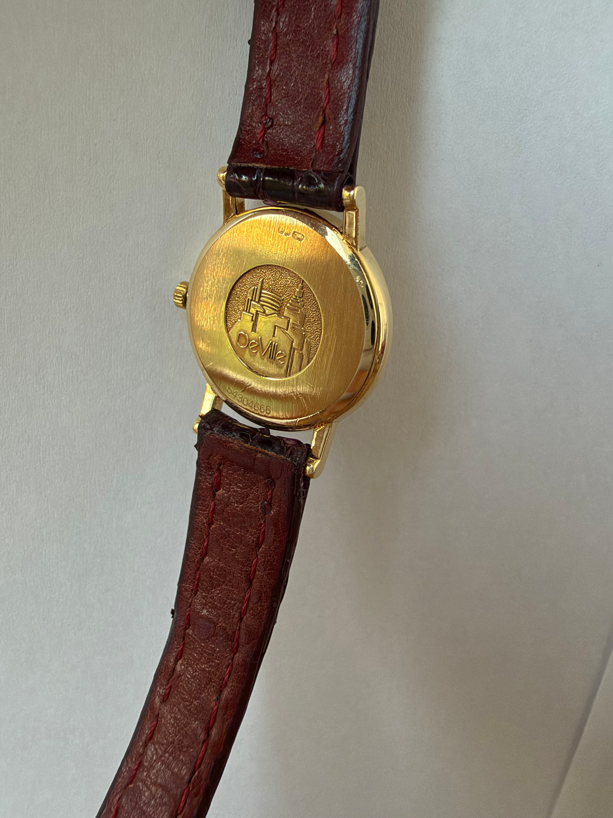 Omega De Ville Aur 18K - 2 curele realizate pe comandǎ