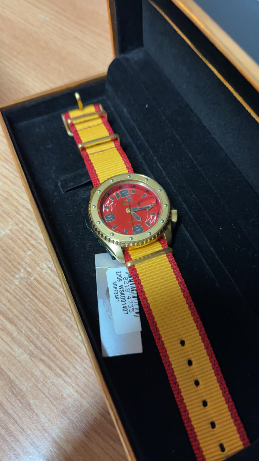 Seiko 5 Ediție limitatǎ - Full set - acte, cutie - Sports Style Limited Edition
SRPF24K1