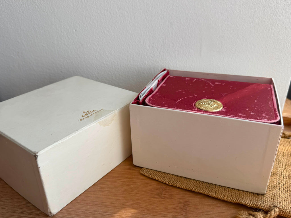 Omega Constellation Manhattan  Aur Otel - 33.5mm diametrul Full set - Conditie excelenta - Ref. 396.1201