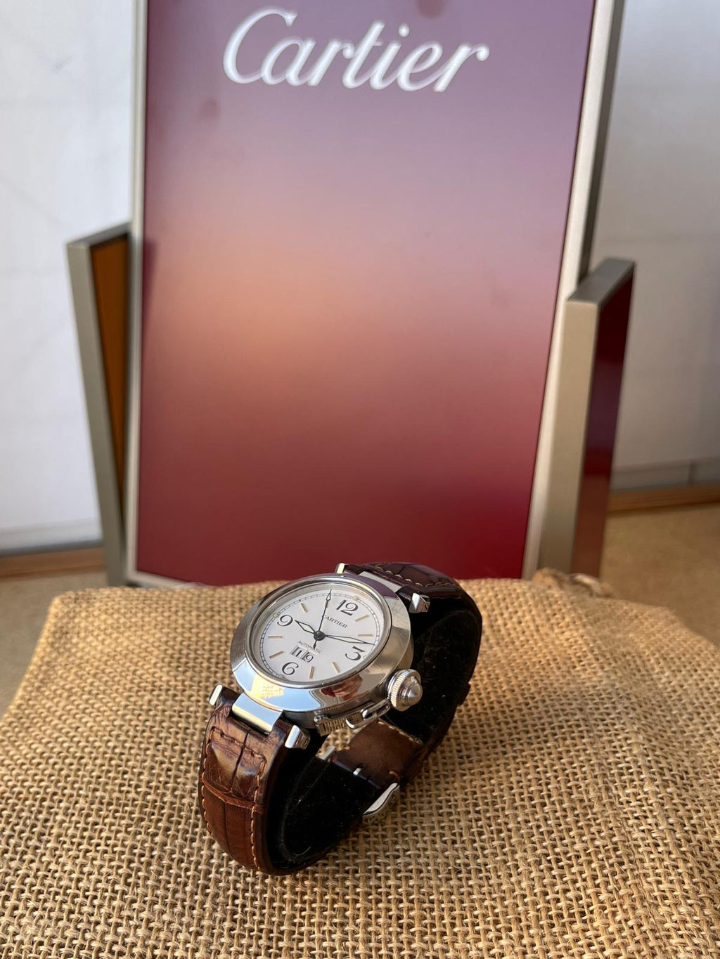 Cartier Pasha Automatic Big Date 35mm, curea de piele aligator 2475