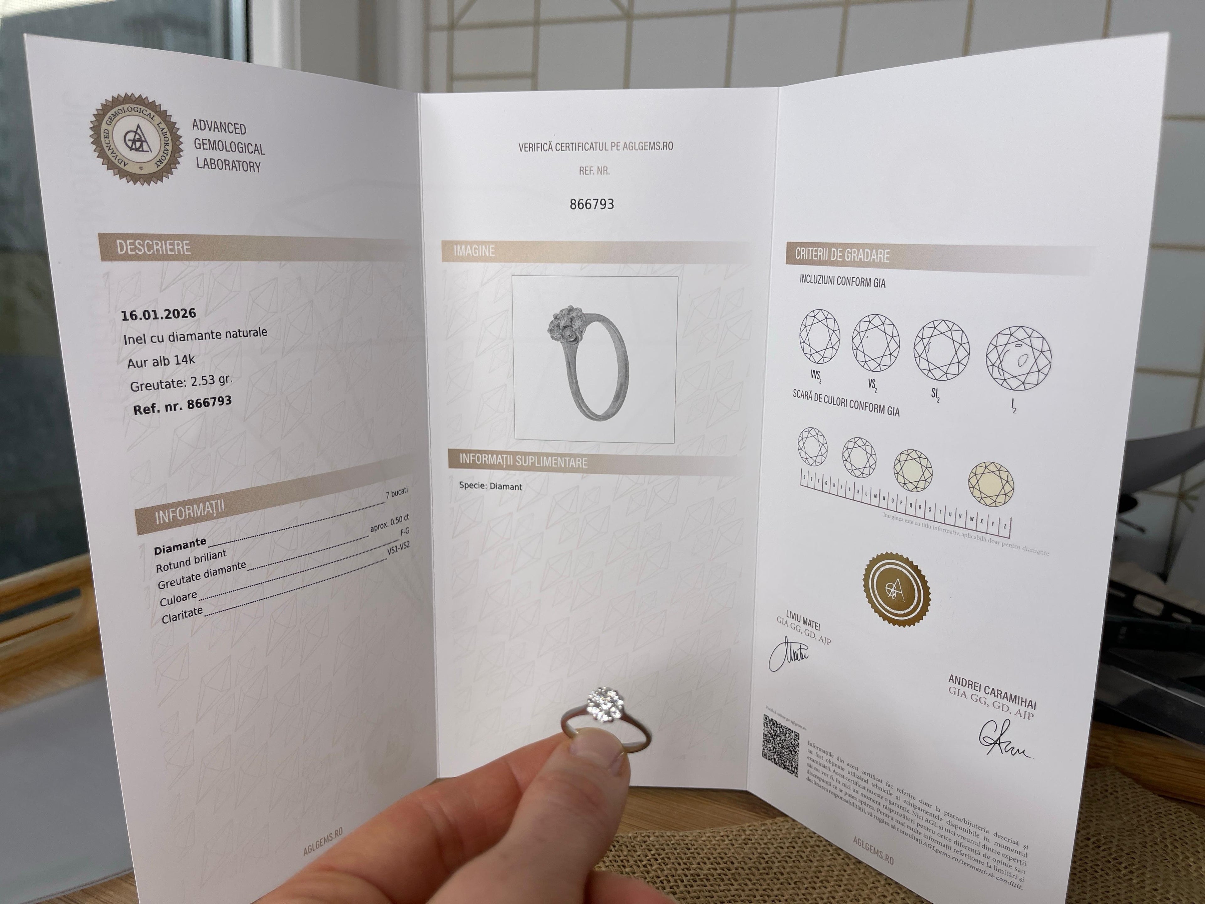 Inel Aur Alb 18k cu diamante - certificat