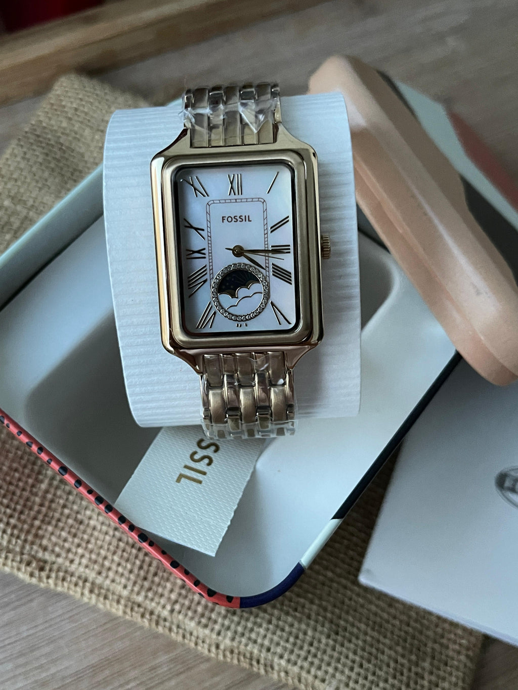 Ceas Fossil Raquel Sun Moon-  Gold ES5398 - 29mm - Mother of Pearl