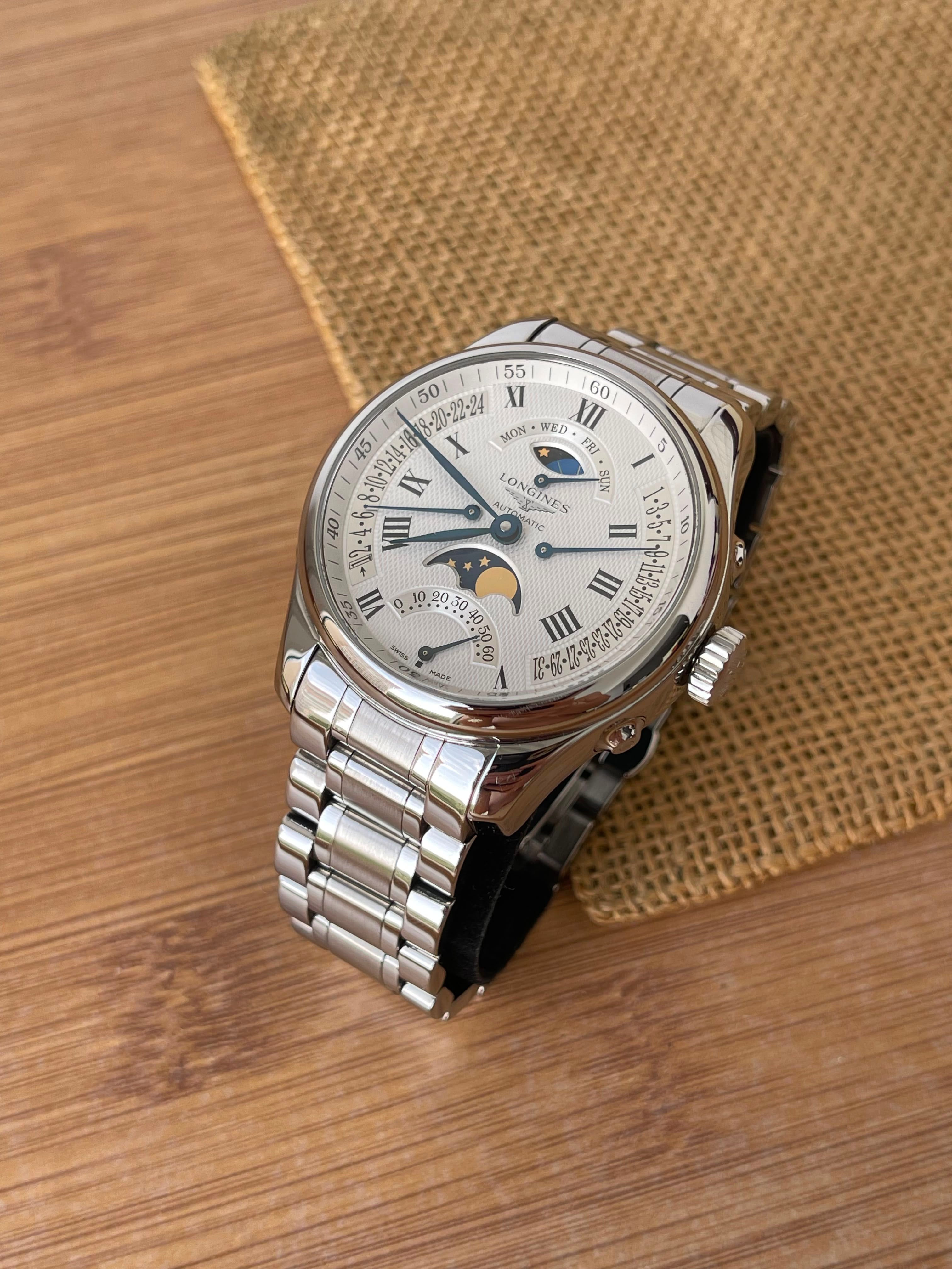 Ceas Longines Master Collection
Ref. L2.739.4.71.6 - 44mm
