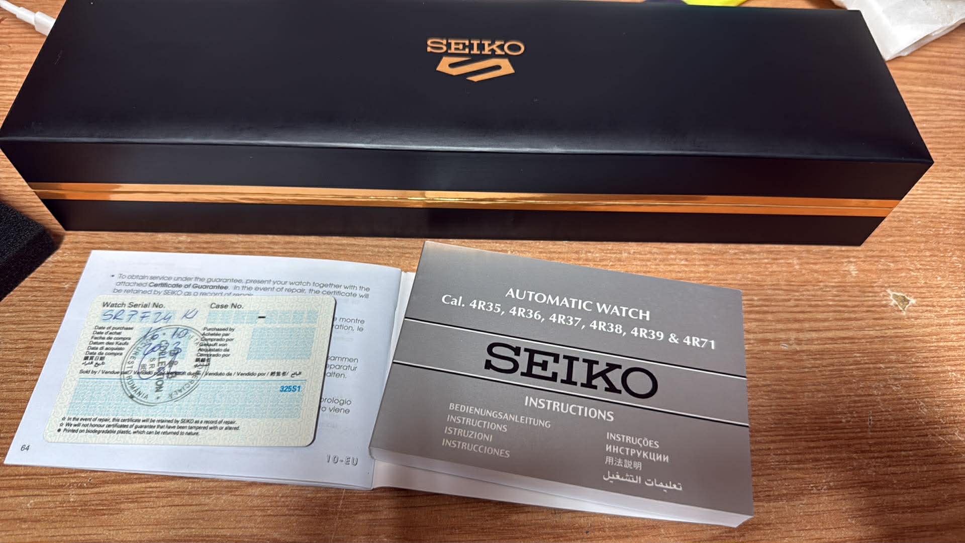 Seiko 5 Ediție limitatǎ - Full set - acte, cutie - Sports Style Limited Edition
SRPF24K1