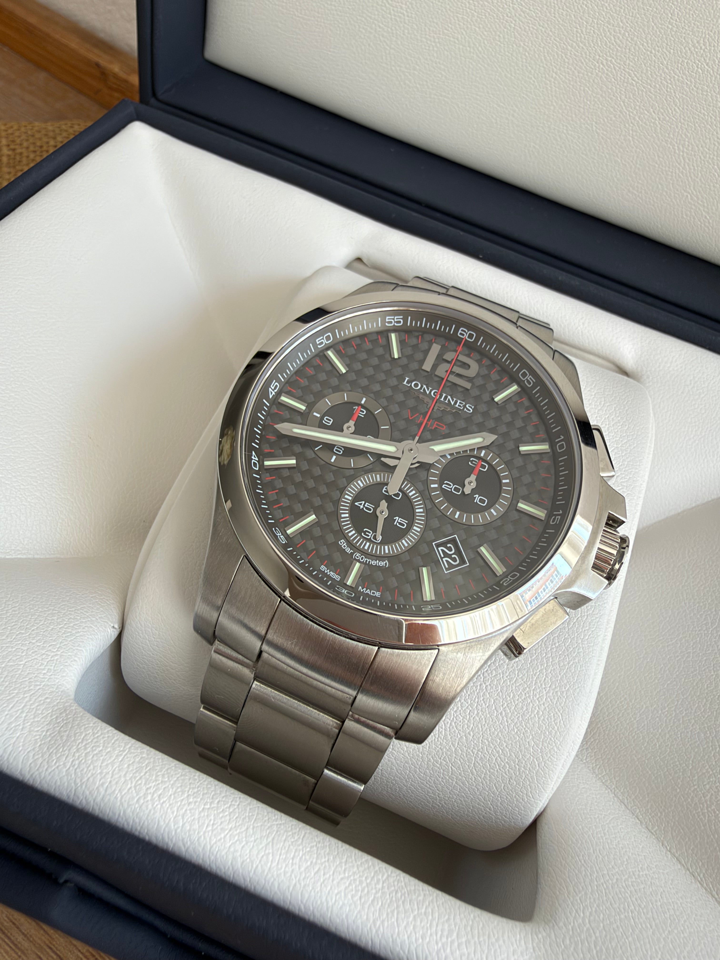 Longines Conquest - 44mm - Chronograph VHP - Very High Precision L3.727.4.66.6